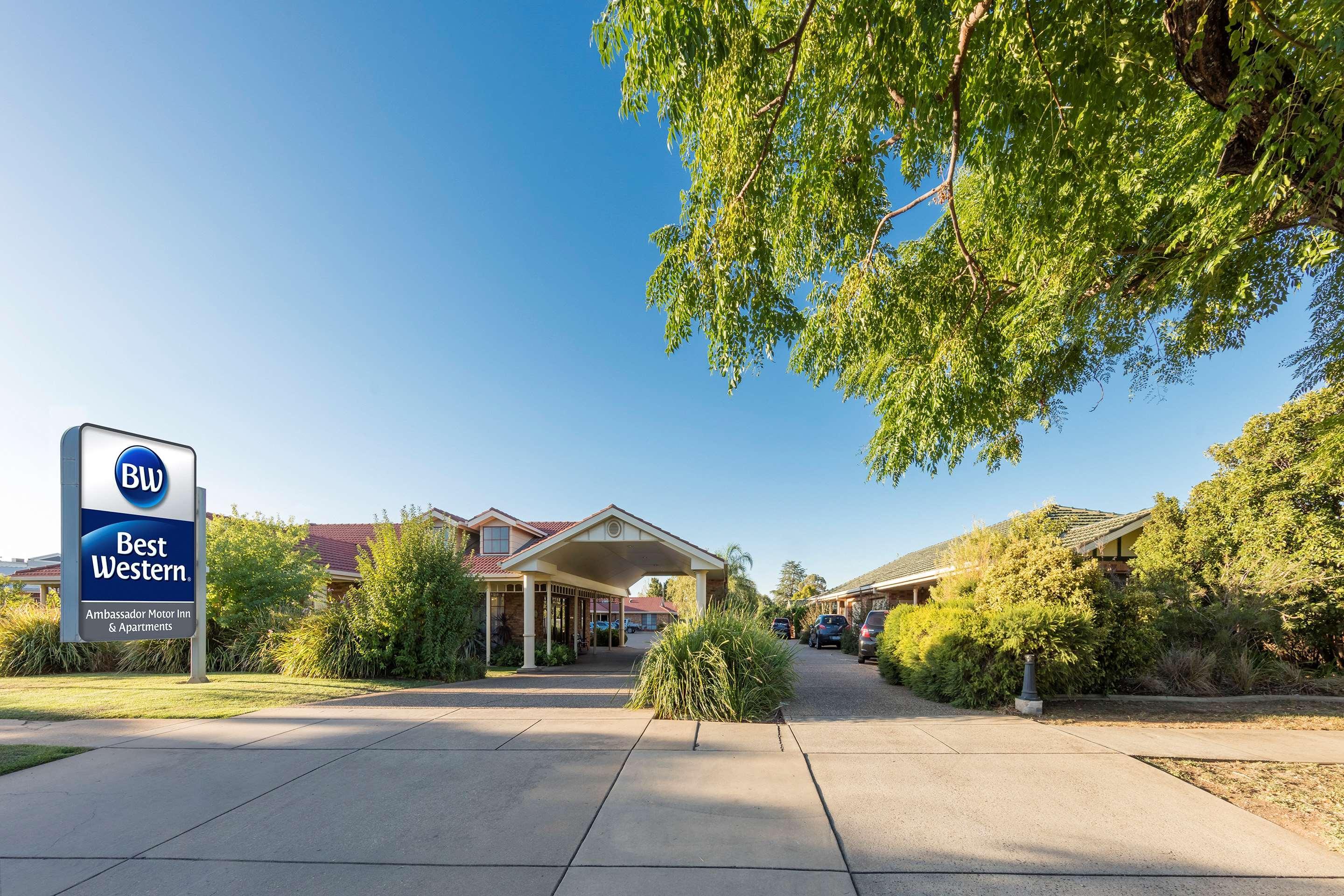 Best Western Ambassador Motor Inn & Apartments Wagga Wagga Exterior foto