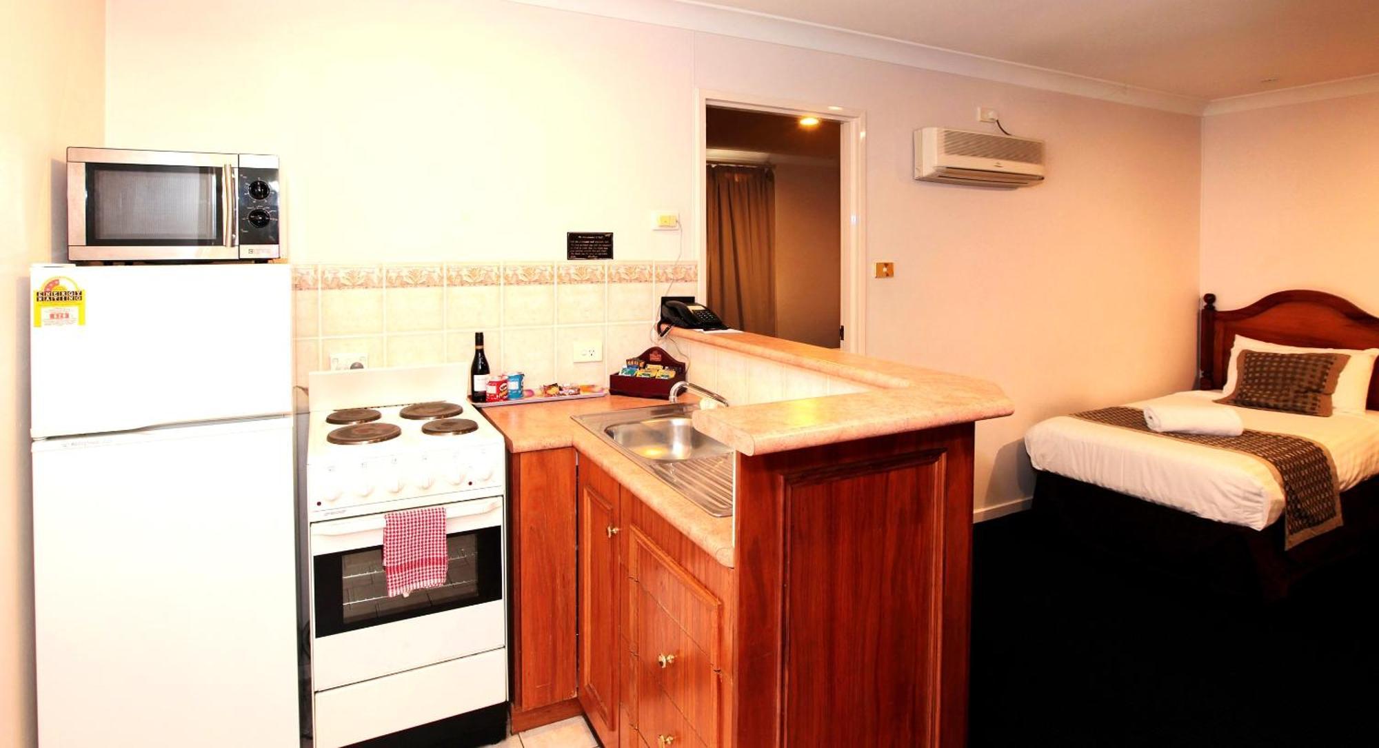 Best Western Ambassador Motor Inn & Apartments Wagga Wagga Exterior foto