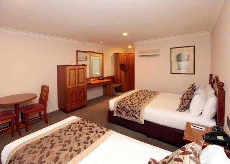 Best Western Ambassador Motor Inn & Apartments Wagga Wagga Exterior foto