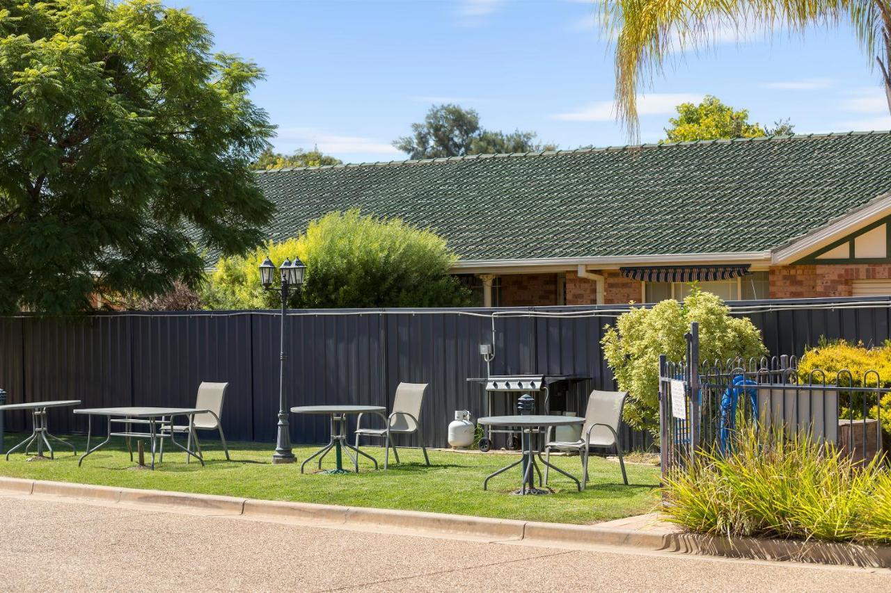 Best Western Ambassador Motor Inn & Apartments Wagga Wagga Exterior foto